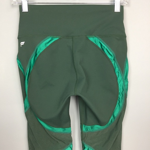 Fabletics High-Waisted PowerHold Shine Leggings - Picture 9 of 16